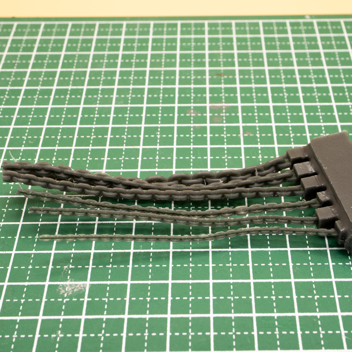 Flexible Chains - Mixed sizes